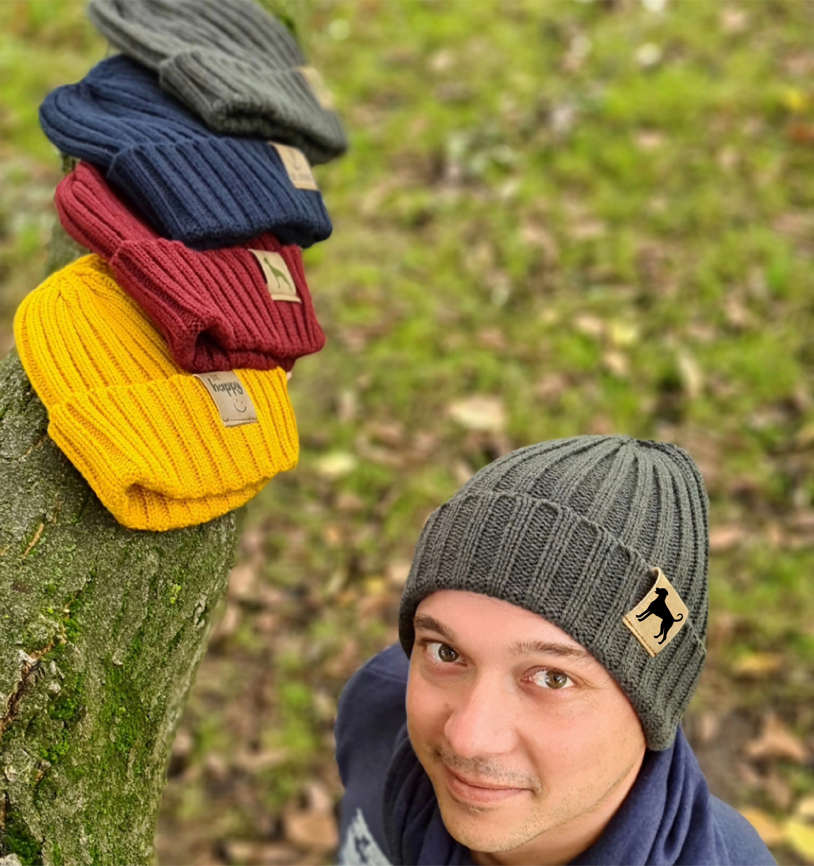 Strickmütze "Dobermann Dobi"  Beanie Mütze Urban Witzig Spruch Warm Winter Herbst Farben