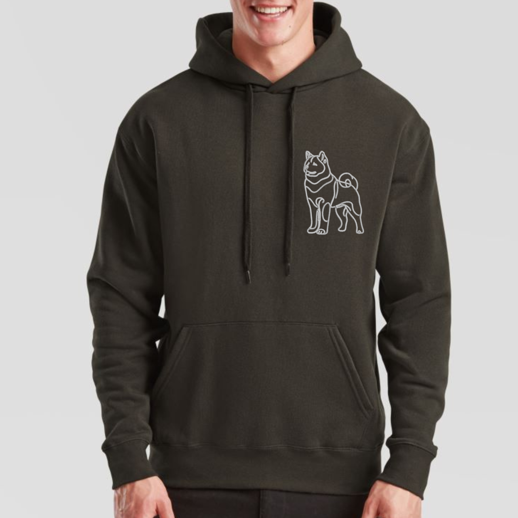Personalisierter Hoodie mit Akita Inu gestickt Hund wählbare Stickerei kuschelig Stickerei